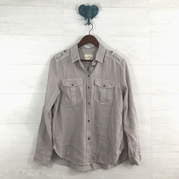 American Eagle Outfitters Tops - AEO Mauve Purple Boyfriend Fit Button Down